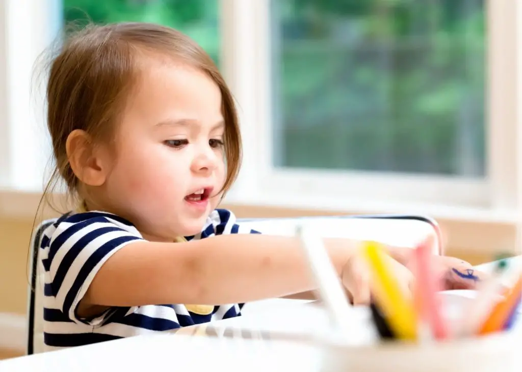 Crafty Screen Free Toddler Activities